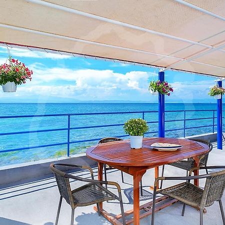 Avgoustos Beach House Скала-Каллірахіс Екстер'єр фото